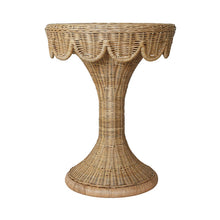  Scallop Accent Table