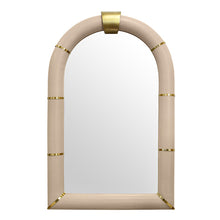  Lotta Mirror